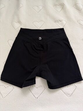 Buffbunny Legacy Short 4" Onyx Black Small